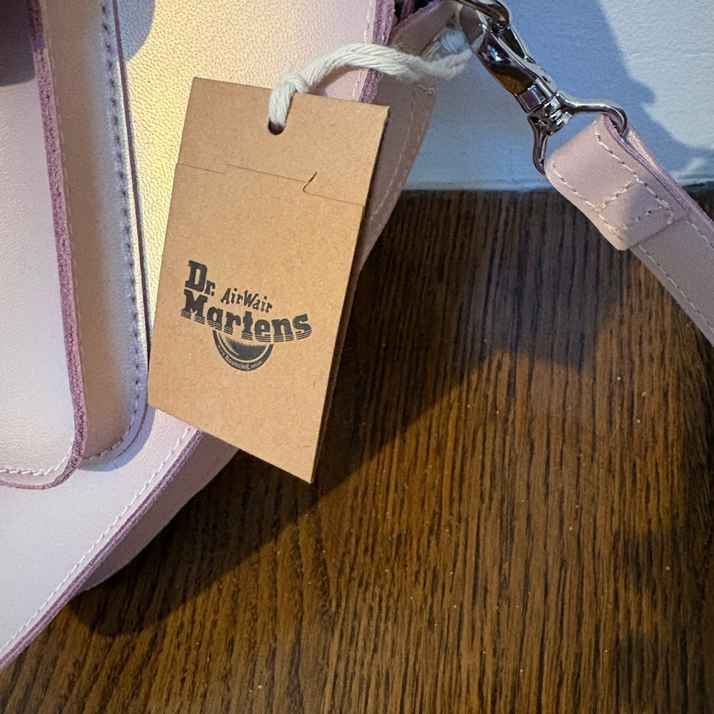 Dr. Martens Pink Heart Bag - Picture 4 of 8